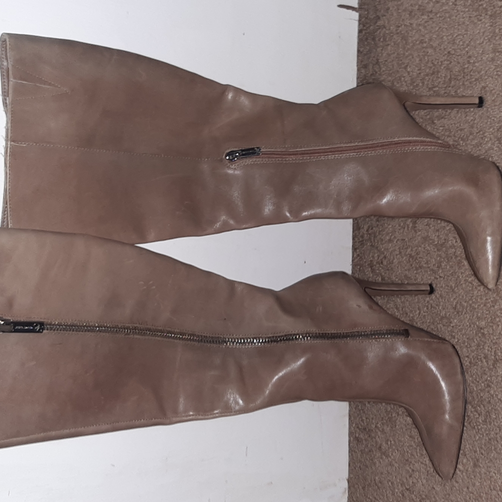 Jessica Simpson knee-high brown boots size 5 1/2 womens